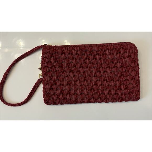 THE SAK Original Crochet Wristlet Garnet Gold Hardware 8x5 Missing Charm - Picture 1 of 5